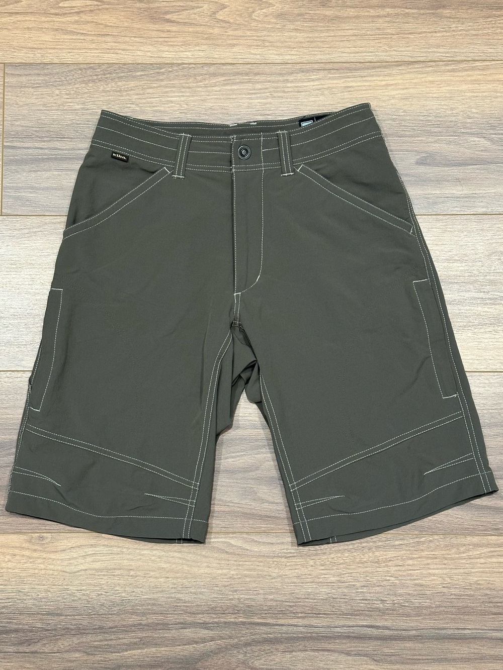 Kuhl Renegade Shorts in Olive Green Size 30